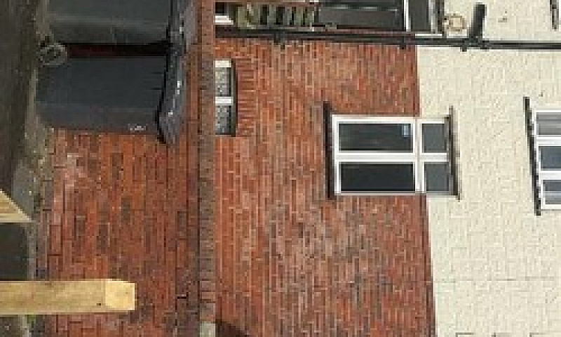 3 Bedroom Flat In Ma...