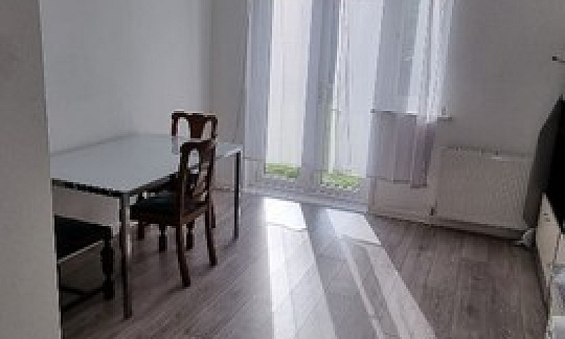 One Bedroom Garden F...