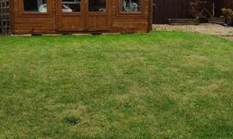 4/5 Bedroom House In...