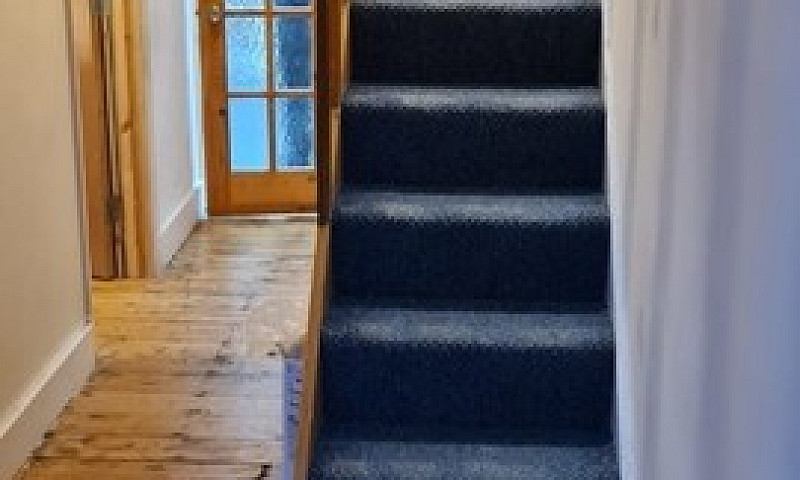 Spacious 5 Bedroom H...