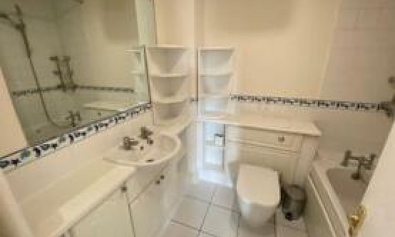 To Let 2 Bedroom Pro...
