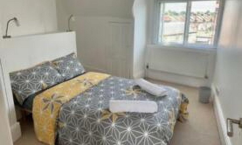 Beautiful Flat Avail...