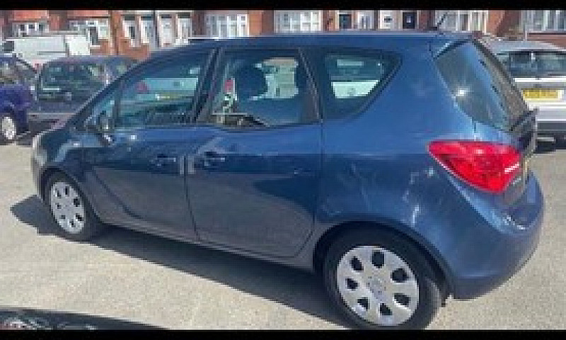 2014 Vauxhall Meriva...
