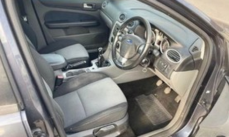 Ford Focus 2010...