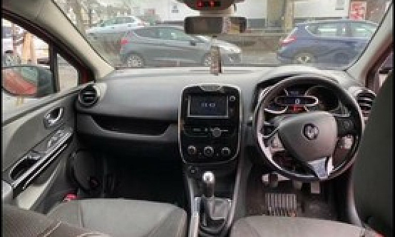 2014 Renault Clio...