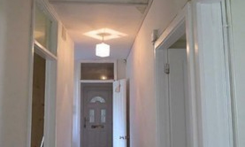 2 Bedroom Ground Flo...