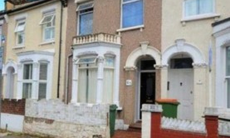 Newly Refurbished 5 ...