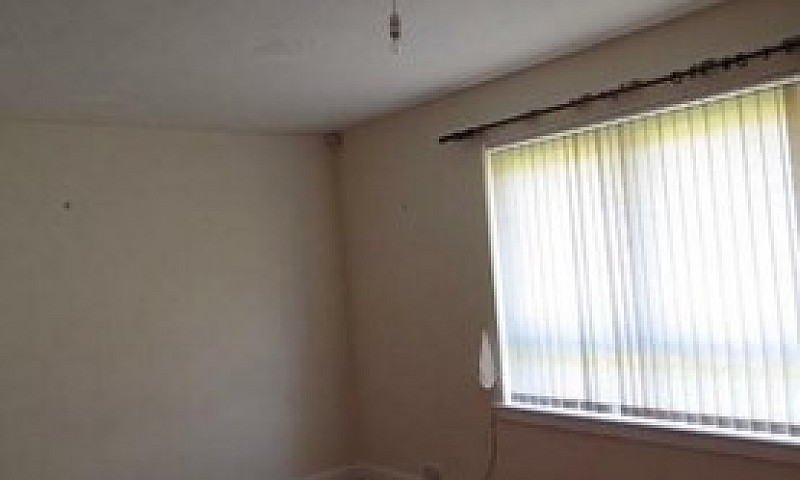 2 Bedroom Ground Flo...