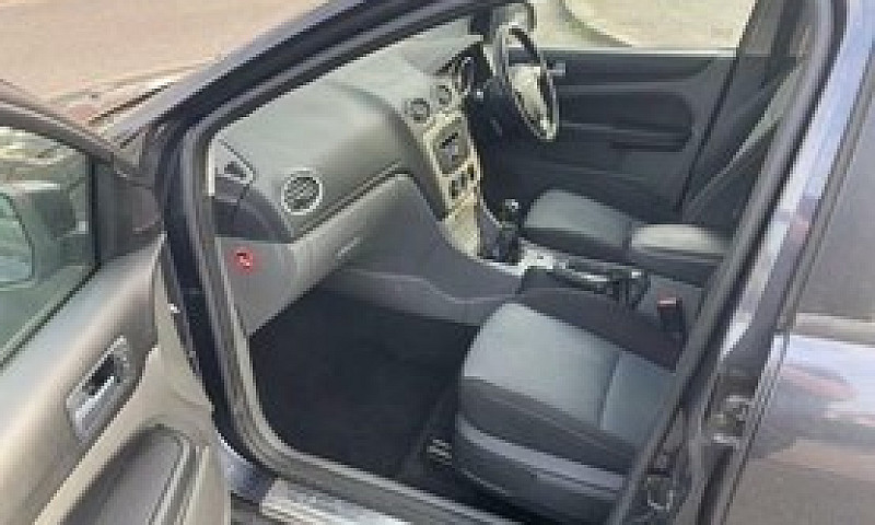 Ford Focus 2010...
