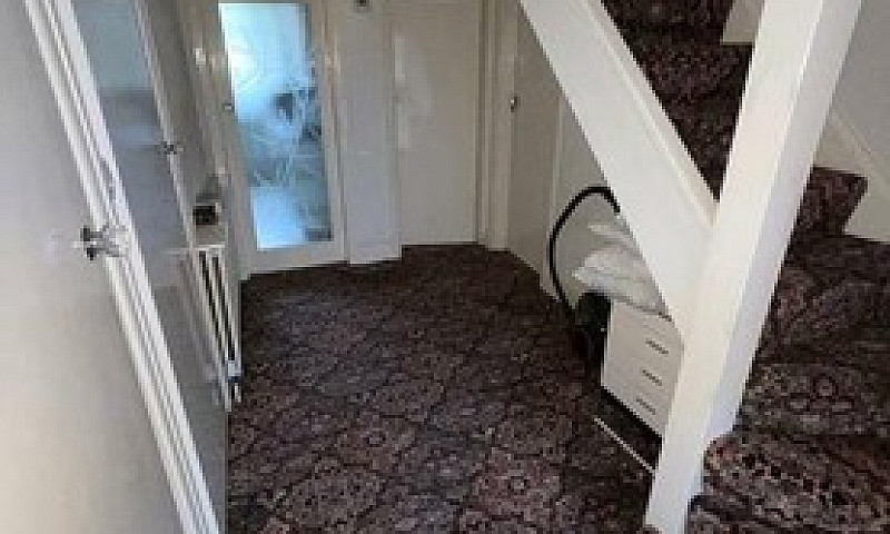 1 Bedroom To Rent Ho...