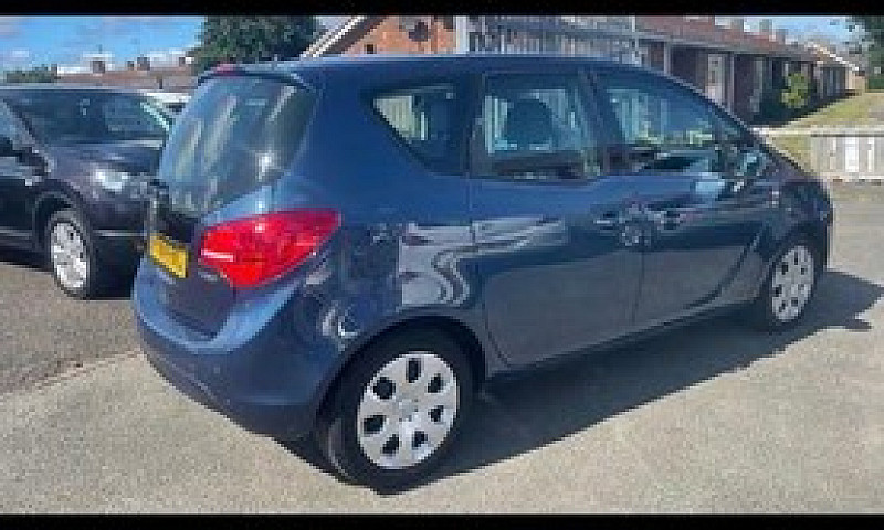 2014 Vauxhall Meriva...