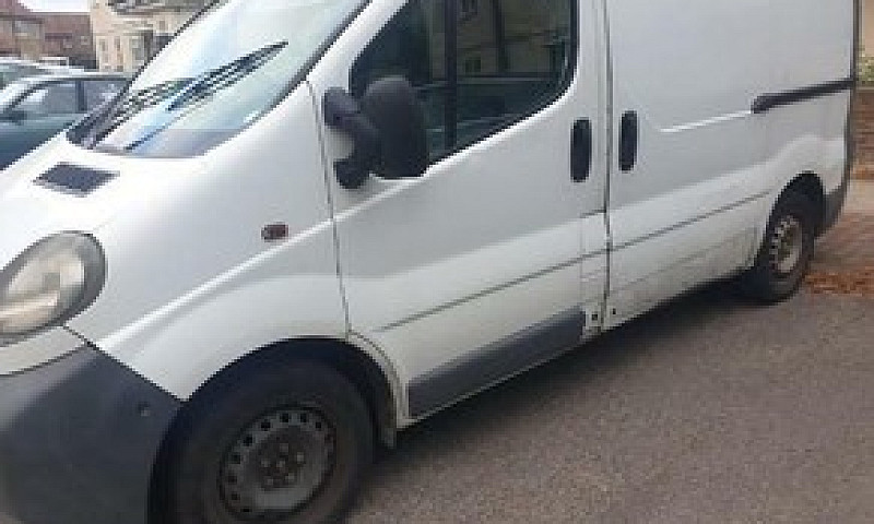 Vauxhall Vivaro Dies...
