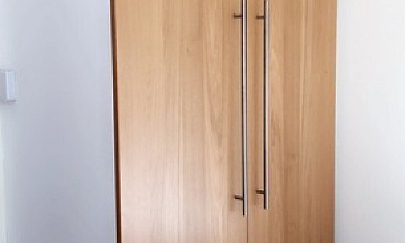 A Clean Ensuite Room...