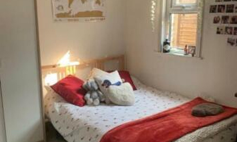 Double Bedrooms In K...