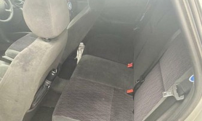 2001 Ford Focus...