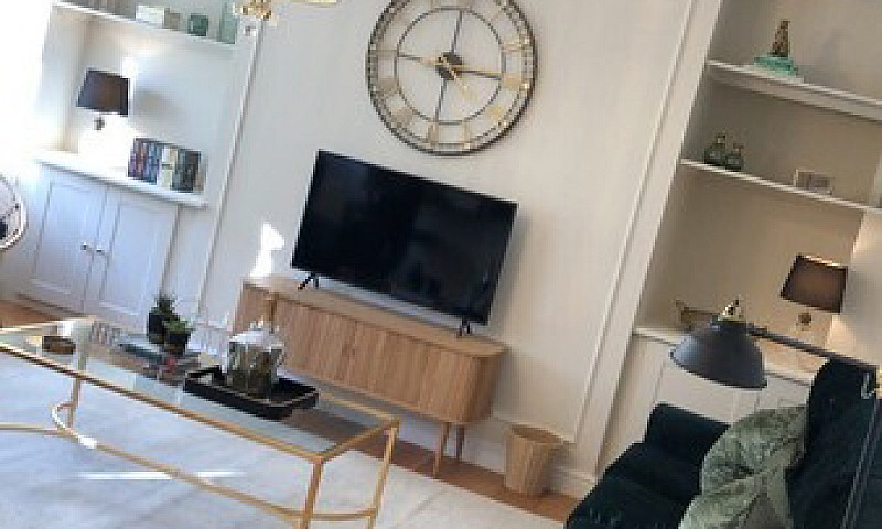 Regency Apartment ...