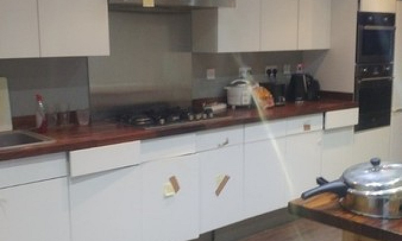Spencer Road £700 La...