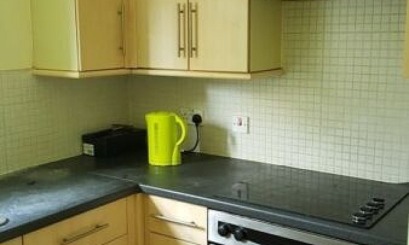 Two Bedroom Flat To ...