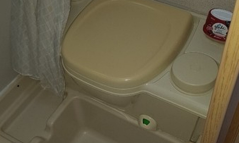 Room- Caravan -Annex...