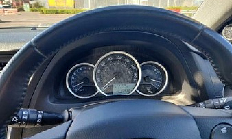 Toyota Auris Petrol...