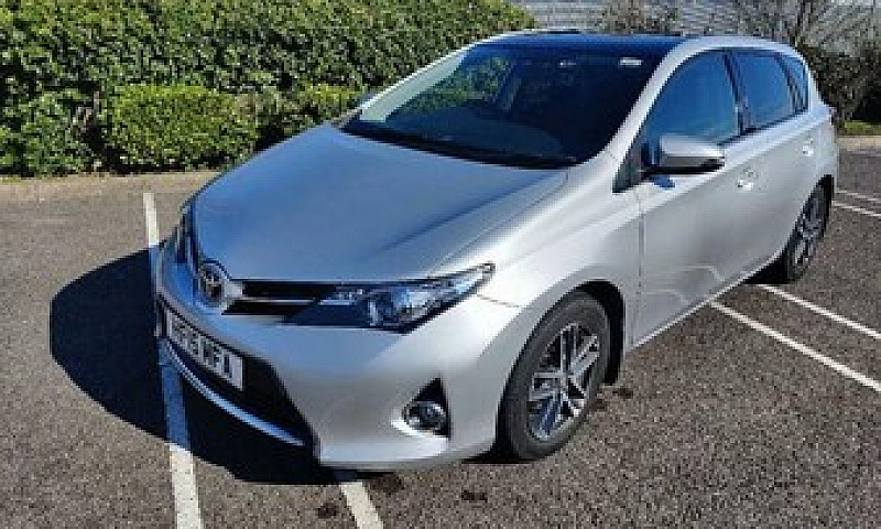 Toyota Auris Petrol...