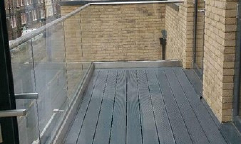 5 Bedroom Flat In An...