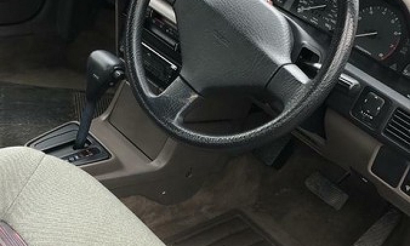 Mazda 323 ...