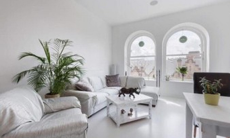 Luxury 2Br Ingram St...