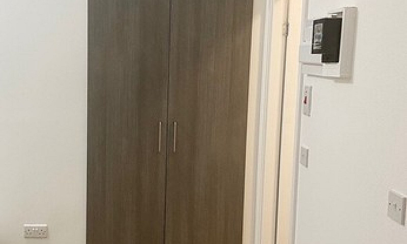 Large Ground Floor S...