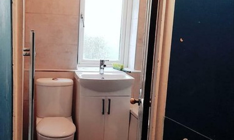 3 Bedroom House In K...