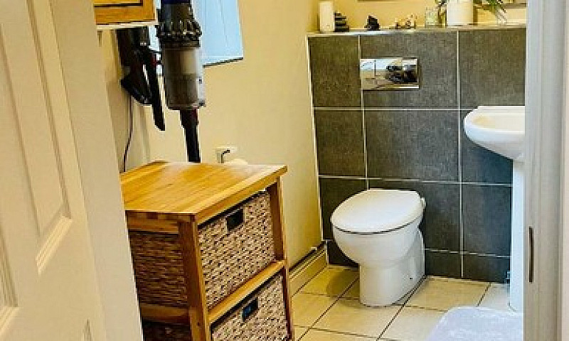 3 Bedroom House In S...