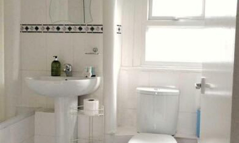Studio Flat In Crawf...