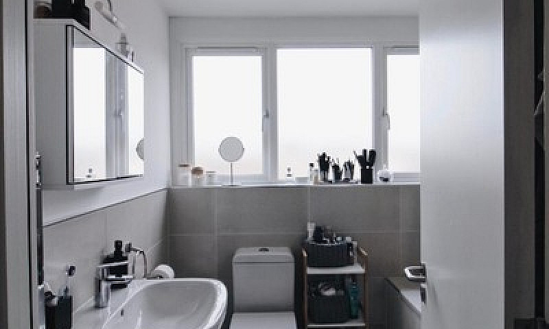 Modern 1 Bed Flat Fo...