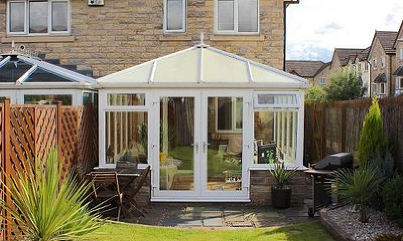 2 Bedroom House In B...