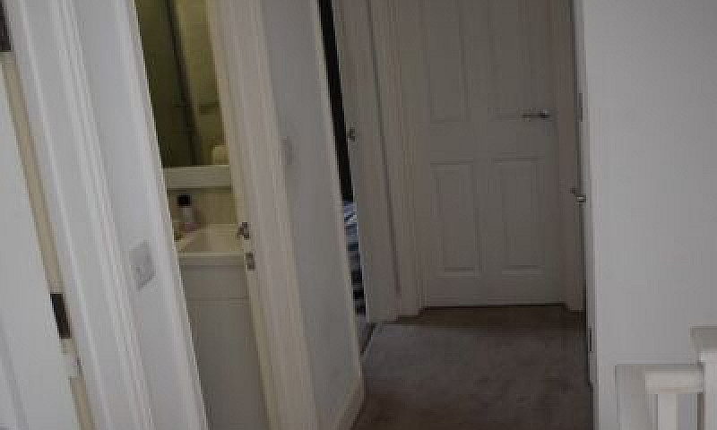 5 Bed House To-Let I...