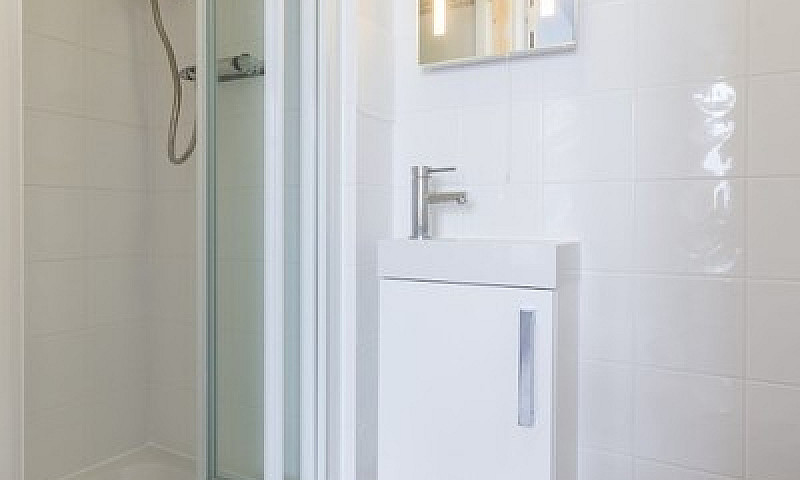 Lovely Studio Flat T...