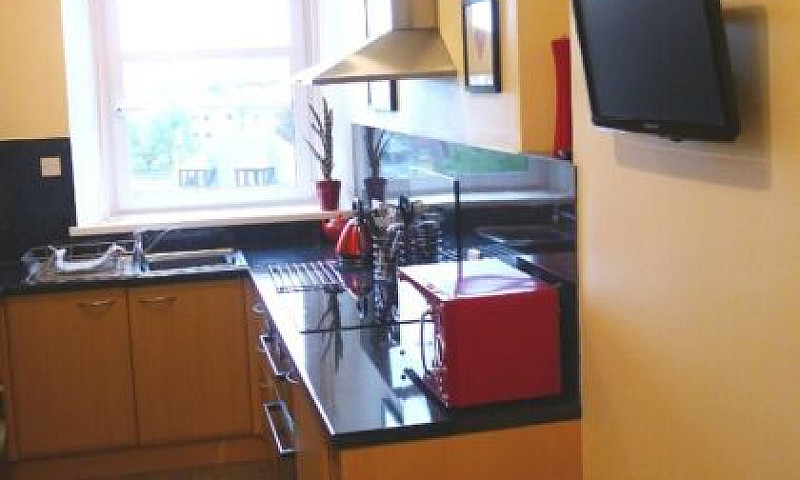 One Bed Top Floor Ci...