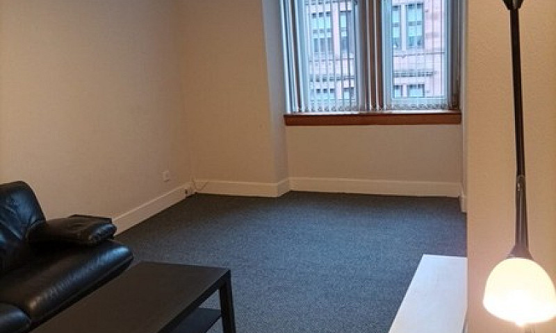 One Bedroom Flat To ...