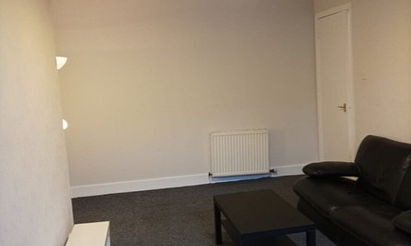 One Bedroom Flat To ...