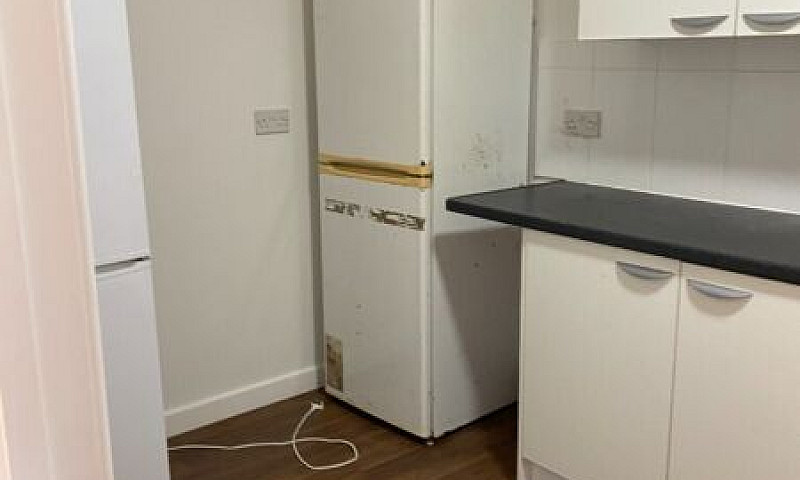 2Bedrooms Flat To Le...