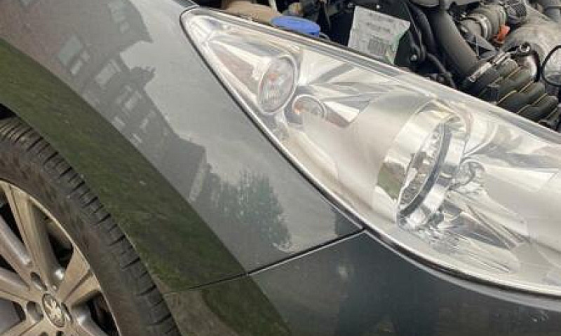 2013 Grey Peugeot 30...