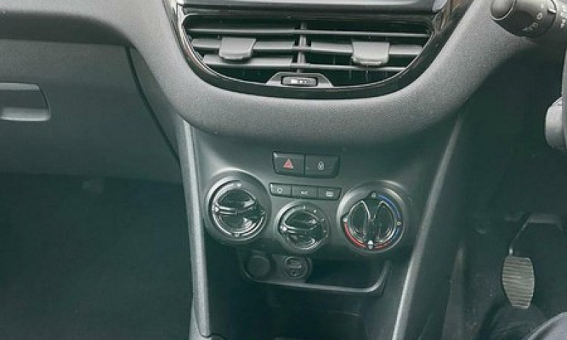 Peugeot 208 Active ...