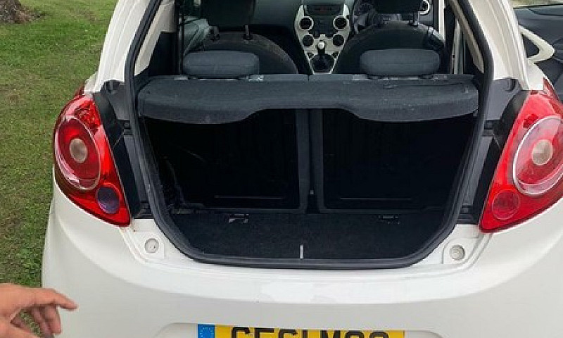 Ford Ka 2011...