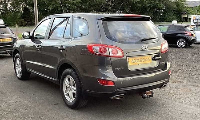 2011 Hyundai Santa F...