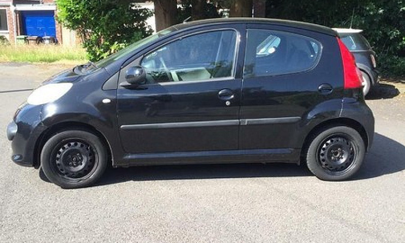 Peugeot 107...
