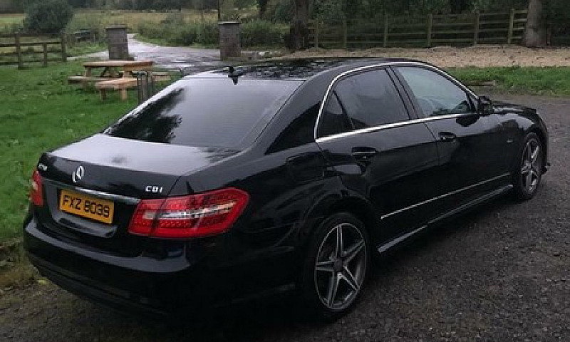 2010 Mercedes E Clas...