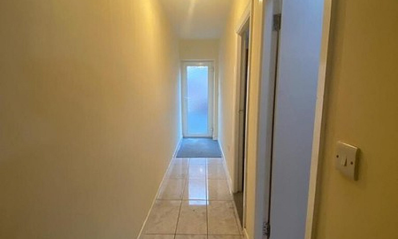 Five Bed With Two Ba...