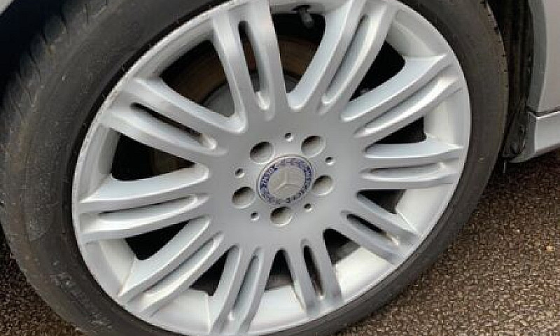 Mercedes Benz E Clas...
