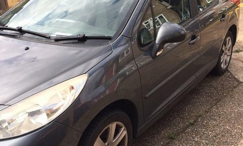 Peugeot 207 Sw...