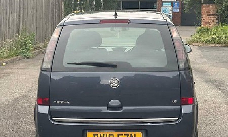2010 Vauxhall Meriva...